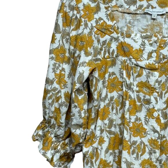 Cupcakes and Cashmere Linen Blend  Cropped Blouse Floral Peasant Size Small - Picture 4 of 9
